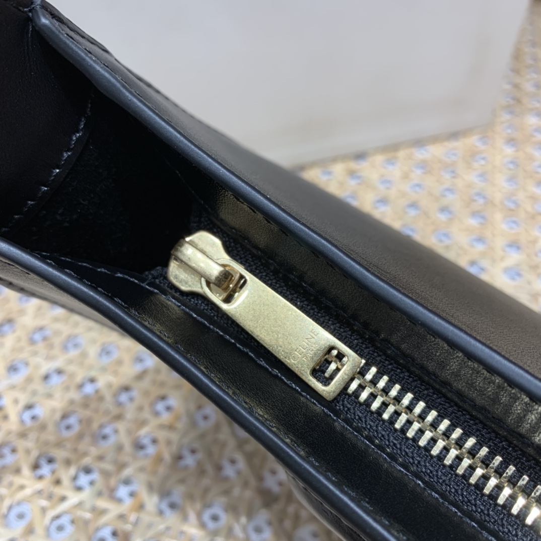 CELINE CUIR TRIOMPHE 24CM BAG 腋下包 198153黑色