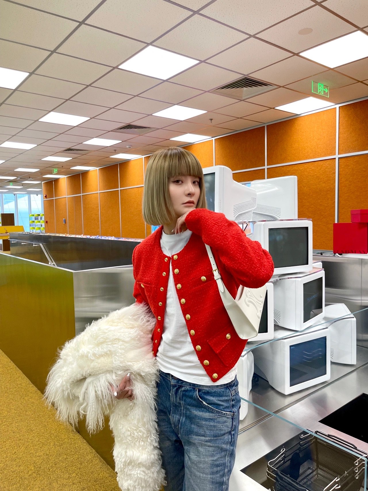 CELINE CUIR TRIOMPHE 24CM BAG 腋下包 198153白色