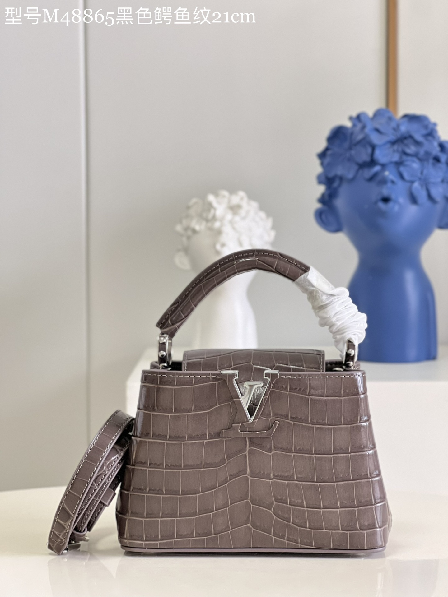 Find replica
 Louis Vuitton LV Capucines Bags Handbags Grey Crocodile Leather Goat Skin Sheepskin Mini M48865