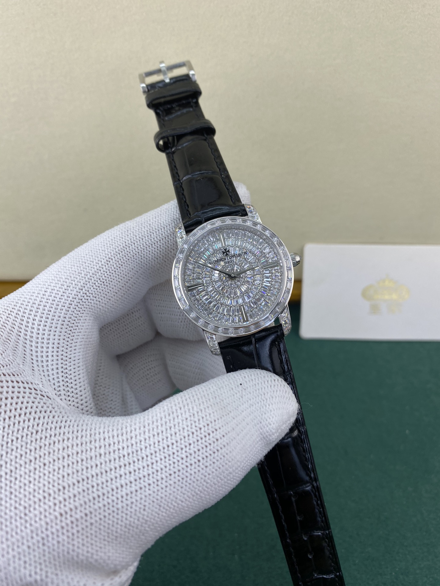 Vacheron Constantin 皇家 江诗丹顿传袭系列满钻女款