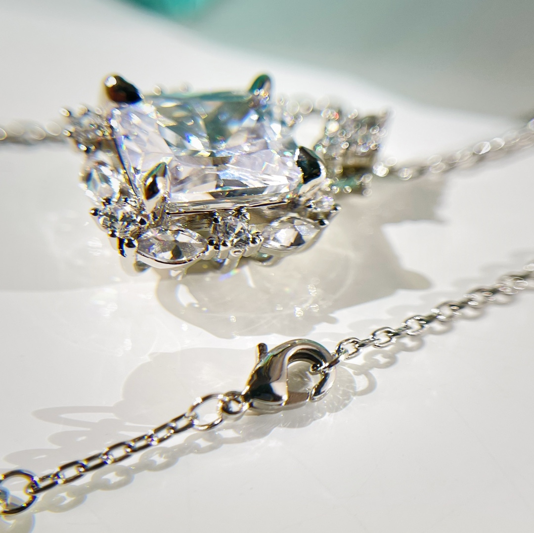 新款☑️TIFFANY&Co.蒂芙尼方形项链