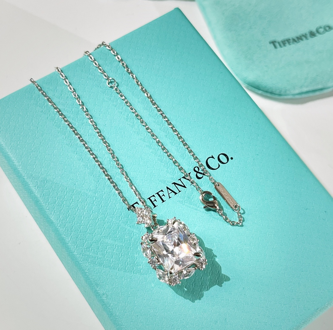 新款☑️TIFFANY&Co.蒂芙尼方形项链