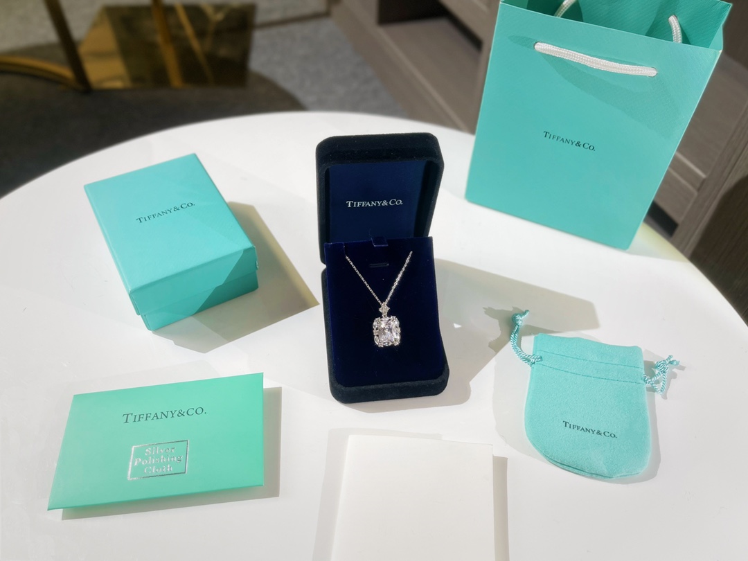 新款☑️TIFFANY&Co.蒂芙尼方形项链