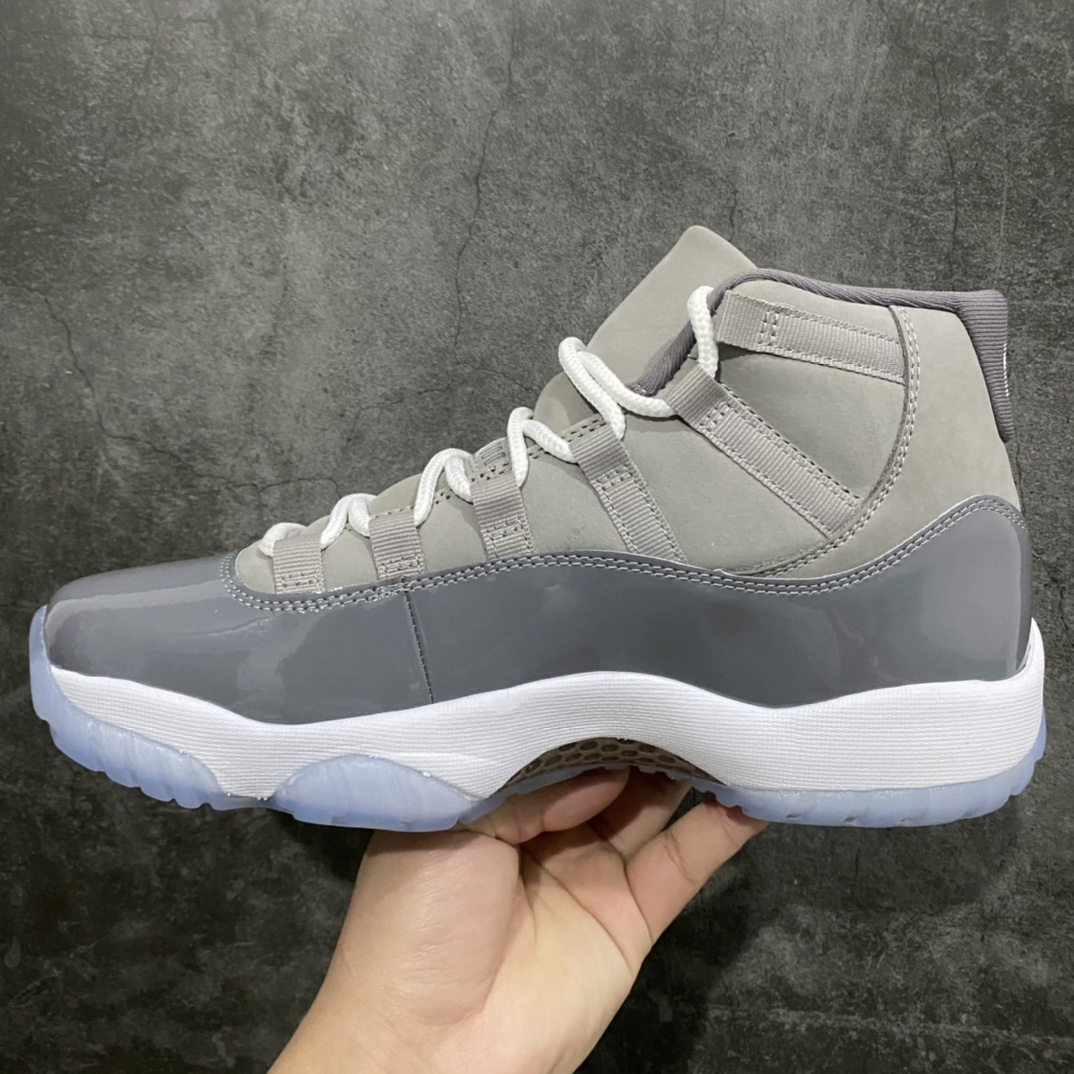图片[2]-外贸虎扑版Air Jordan 11 Retro Cool Grey AJ 11 高帮 酷灰 原楦原纸板 最强11代版型 区分当前市场“伪纯原”！ 原厂皮料 质感细腻 原厂双层漆皮 标志性美人尖 正确水晶蓝底 （特殊工艺抗氧化处理）！ 原厂碳纤板 中底钢印！ 货号：CT8012 005 尺码：36-47.5-选品中心