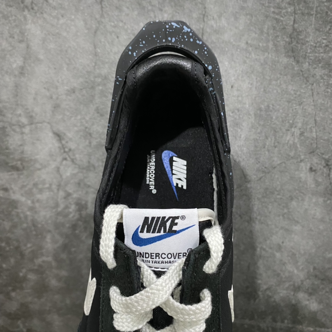 图片[5]-神版UNDERCOVER x Nike Waffle Racer\”Black/White\” 高桥盾新华夫赛车前卫鲨鱼鳍尾休闲运动百搭慢跑鞋“黑白泼墨” N原装抽屉礼盒+钢印中底 市售最优版本 货号：BV4594-001 尺码：36 – 46-选品中心