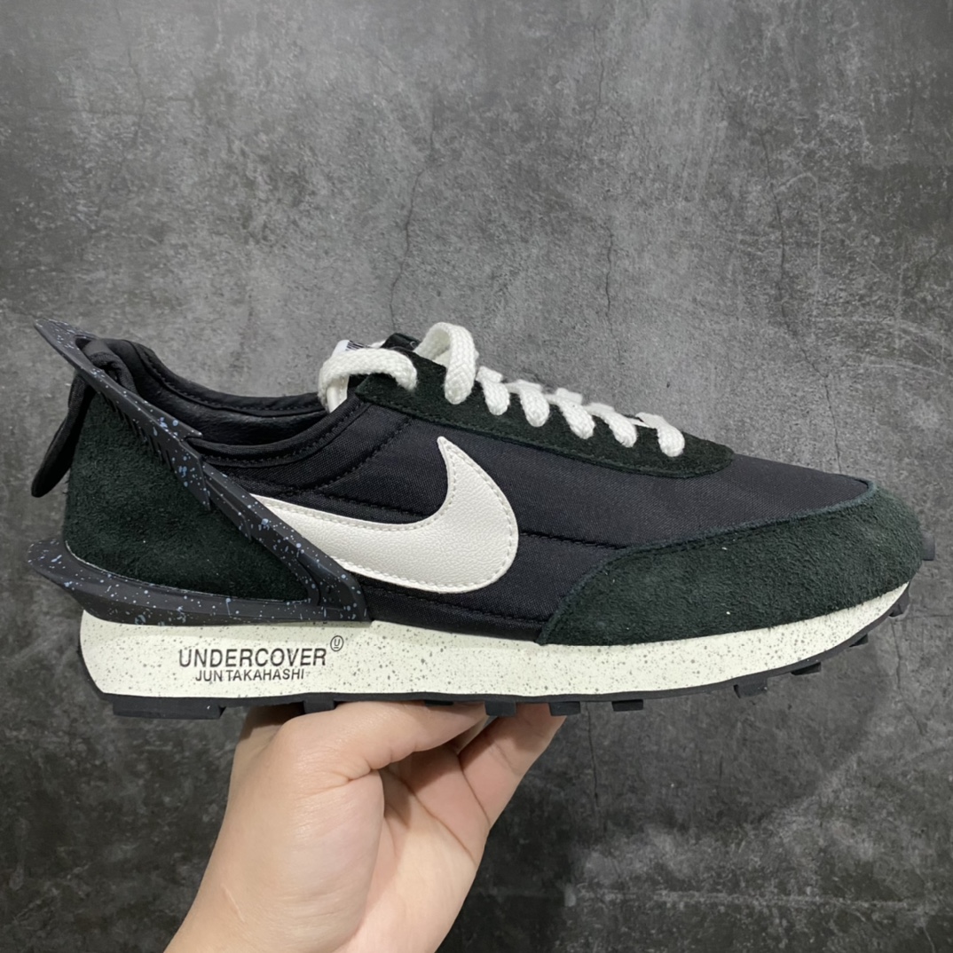 神版UNDERCOVER x Nike Waffle Racer\