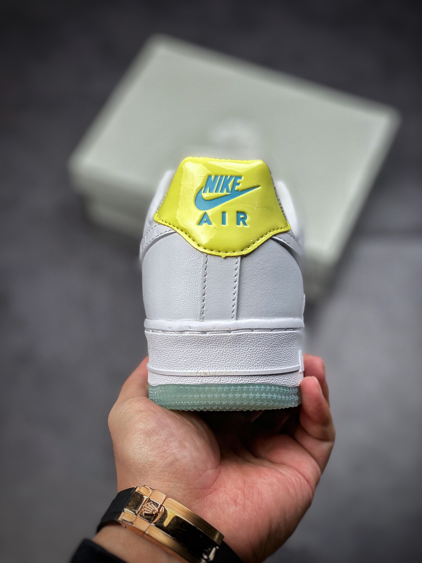 200  Nike Air Force 1 Low 07 白蓝水晶底AA7687-400
