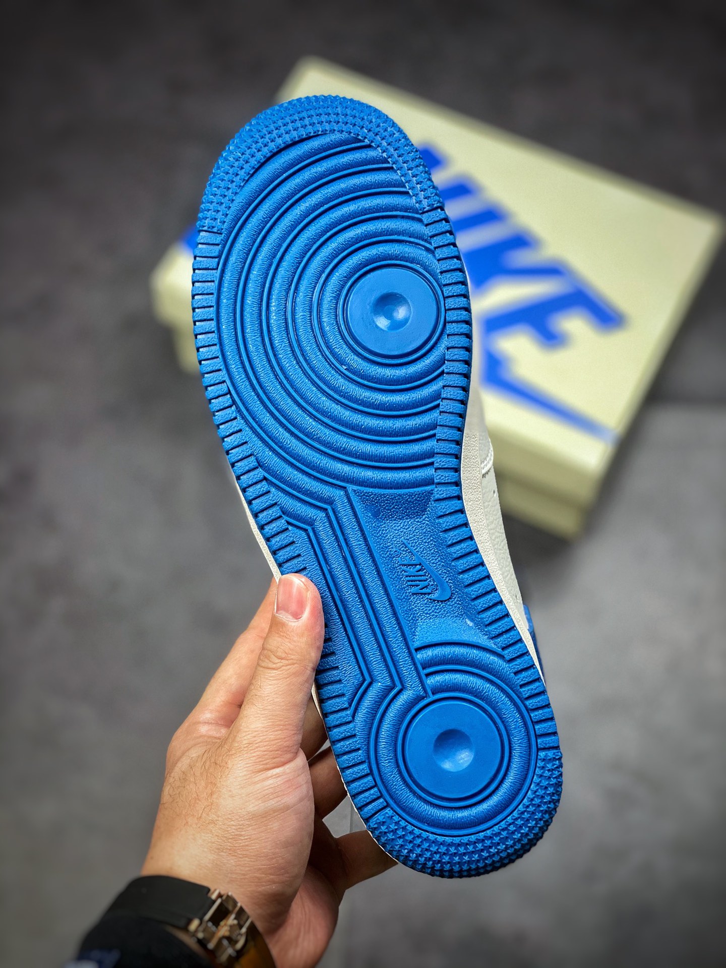 220  Nike Air Force 1 Low 07 米白蓝”倒勾 HG1136-022