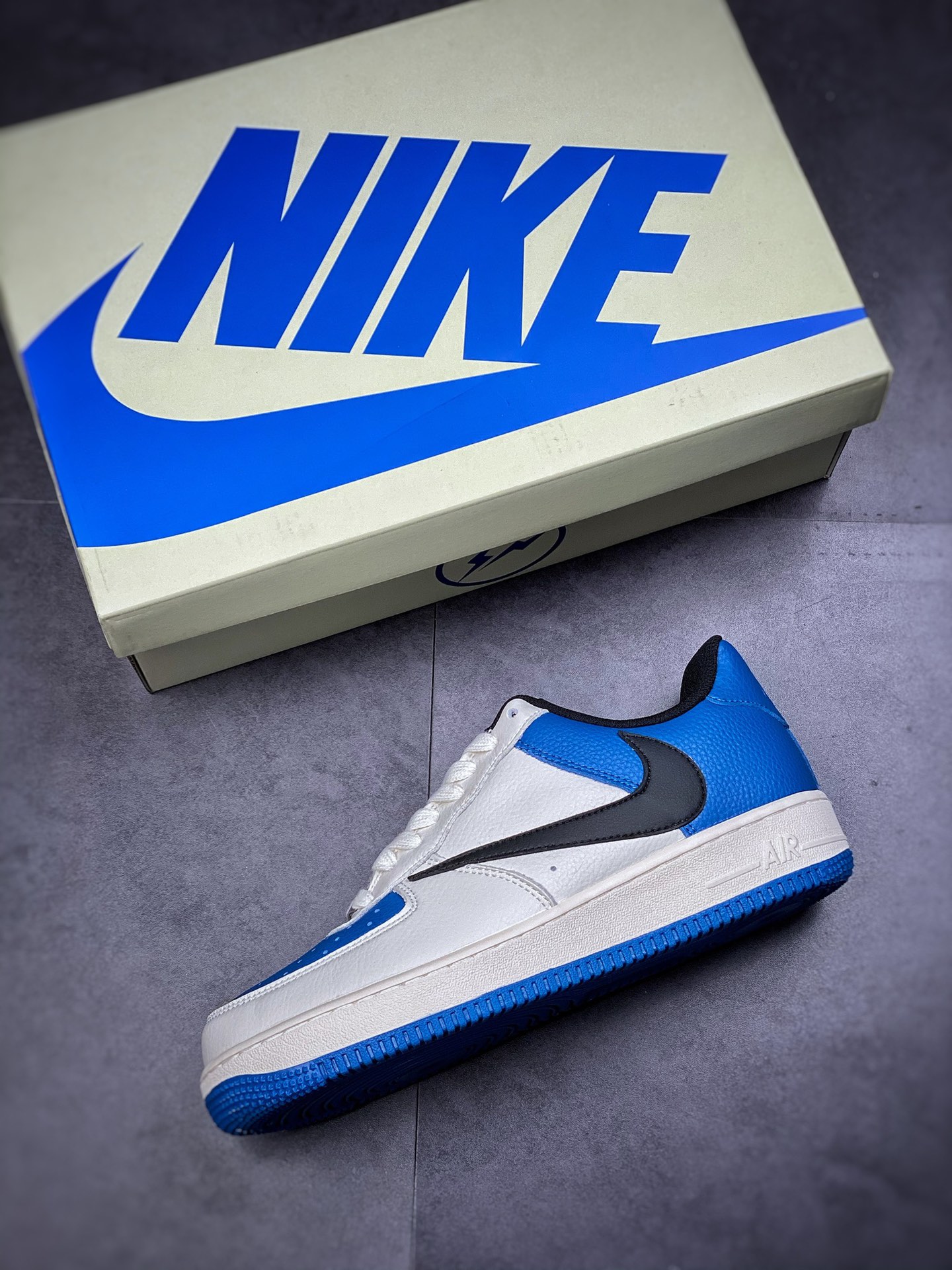 220  Nike Air Force 1 Low 07 米白蓝”倒勾 HG1136-022