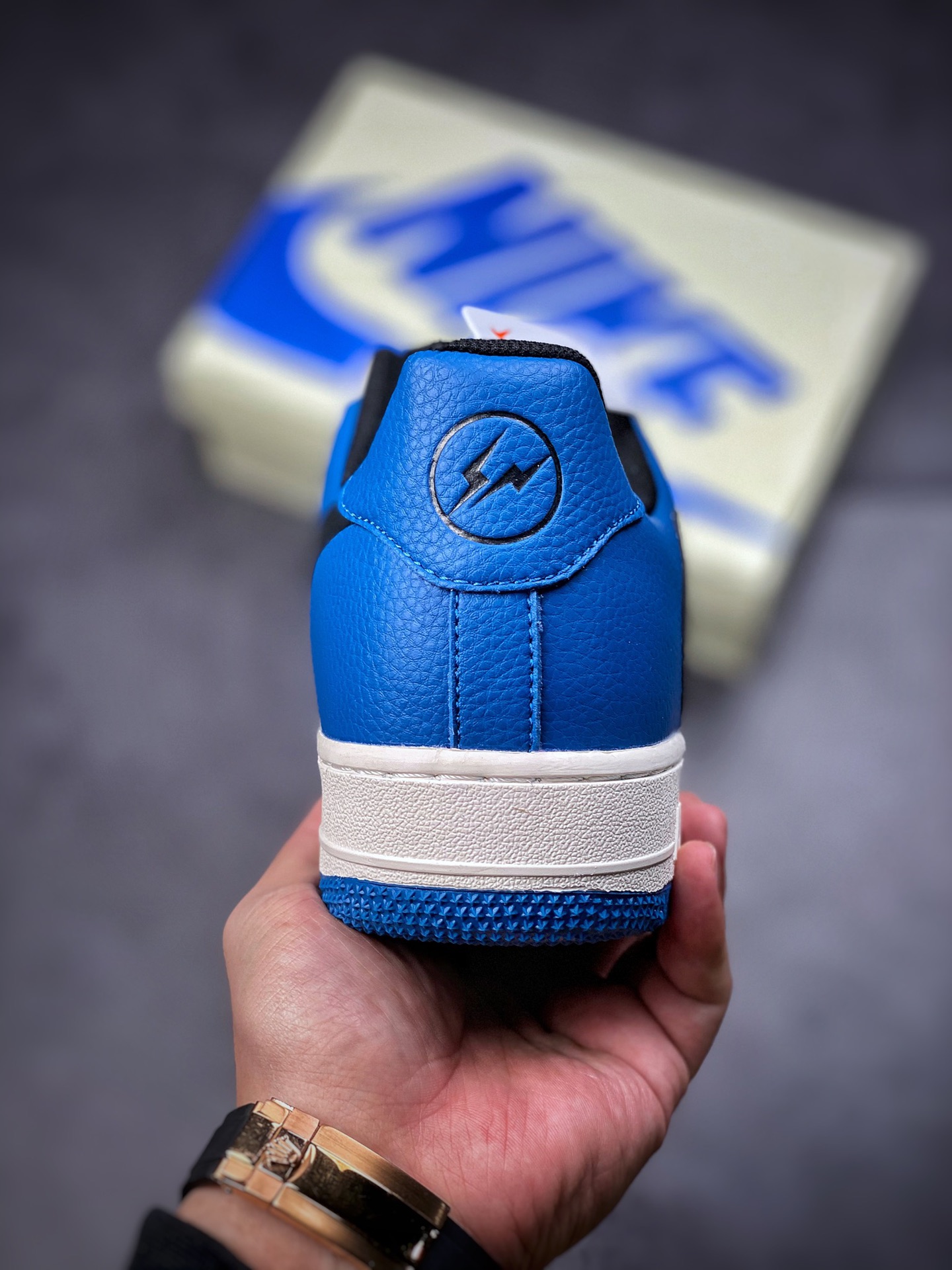 220  Nike Air Force 1 Low 07 米白蓝”倒勾 HG1136-022