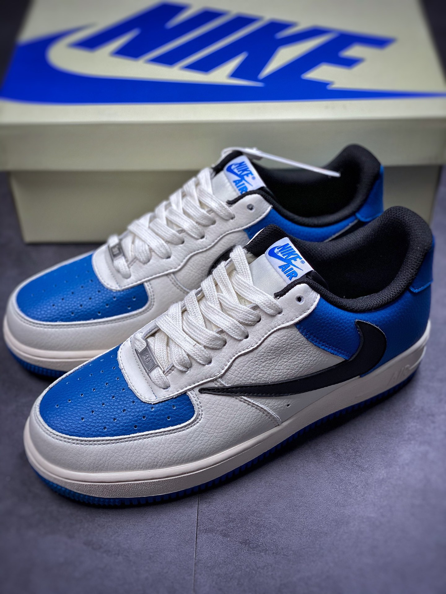 220  Nike Air Force 1 Low 07 米白蓝”倒勾 HG1136-022
