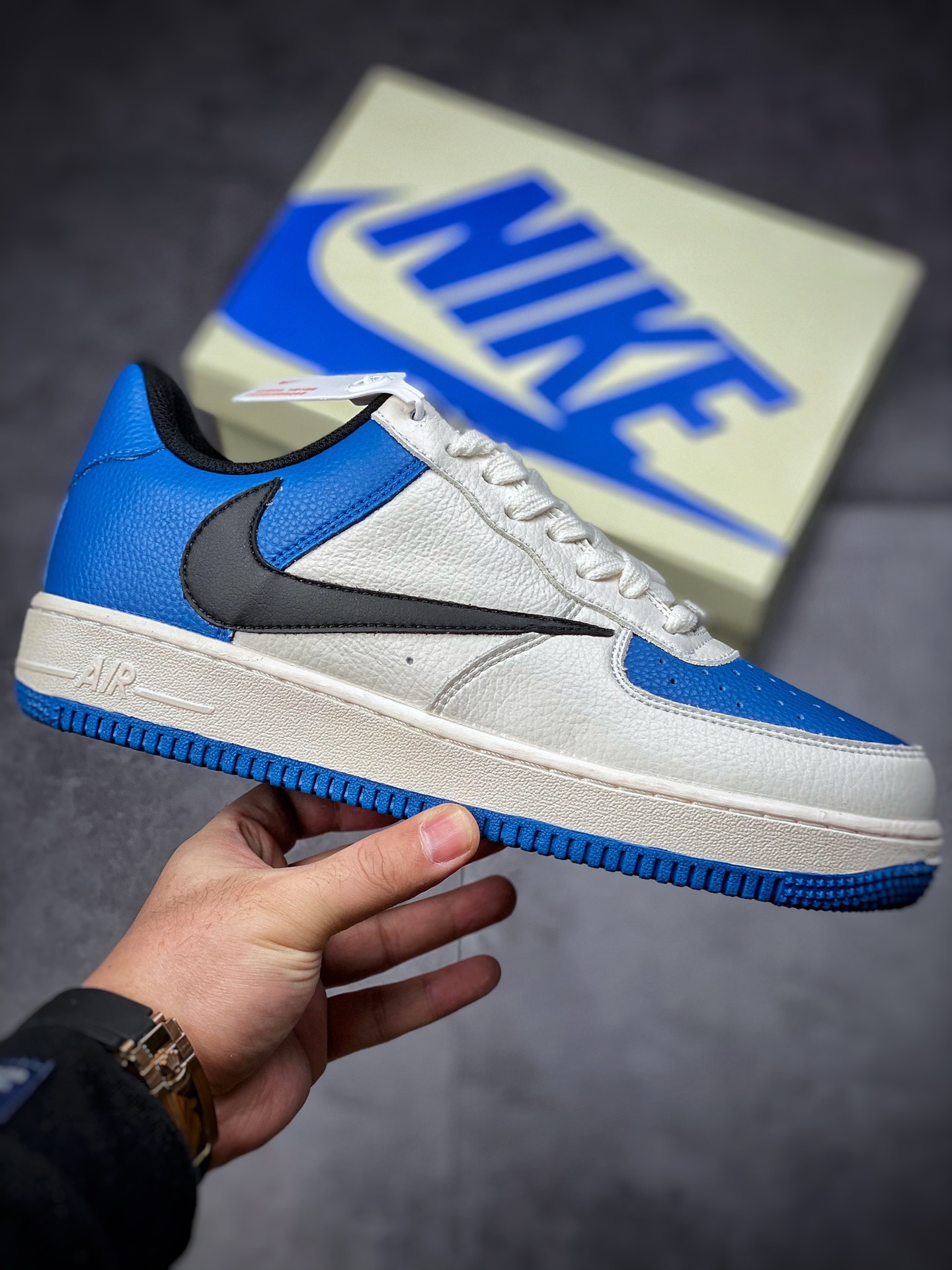 220  Nike Air Force 1 Low 07 米白蓝”倒勾 HG1136-022
