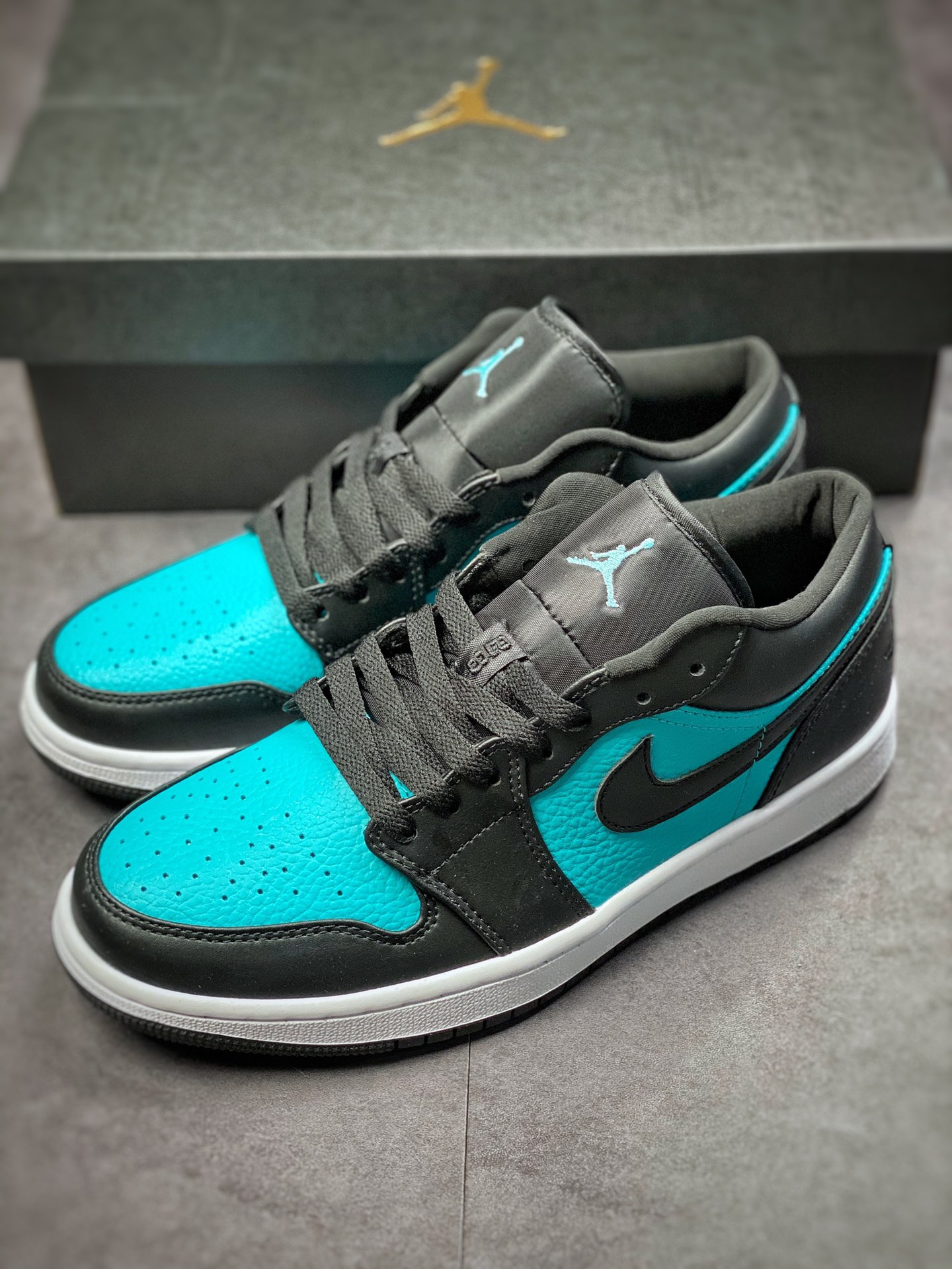 200  Air Jordan 1 Low 黑蓝 AJ1乔1低帮休闲板鞋 553558-026