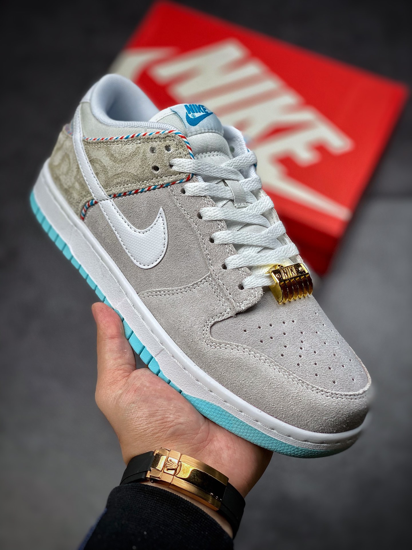 260  Nike Dunk Low “Barber Shop” 理发店联名 DH7614-500