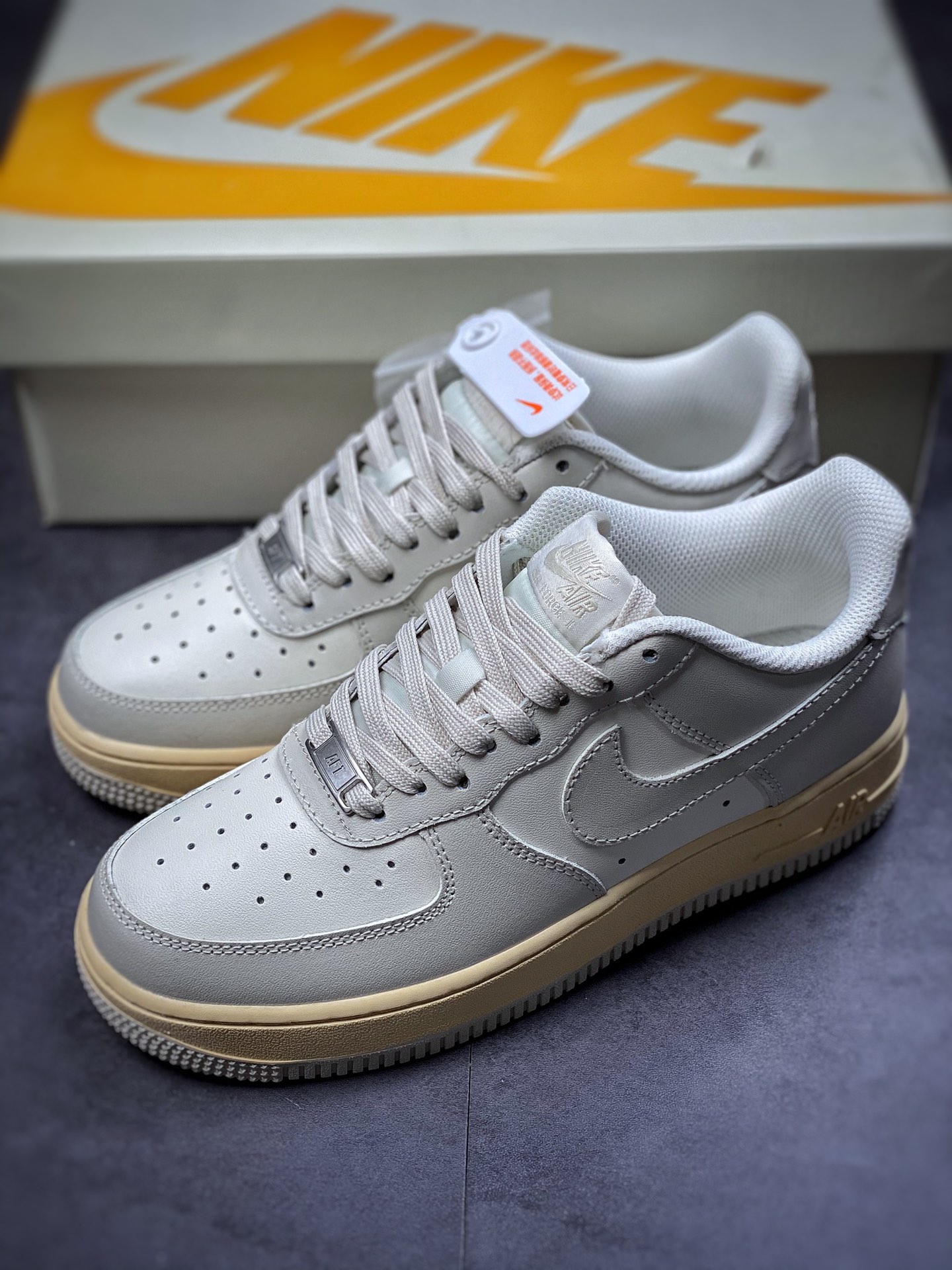 240  Nike Air Force 1 Low 07 骨白 BS8871-227