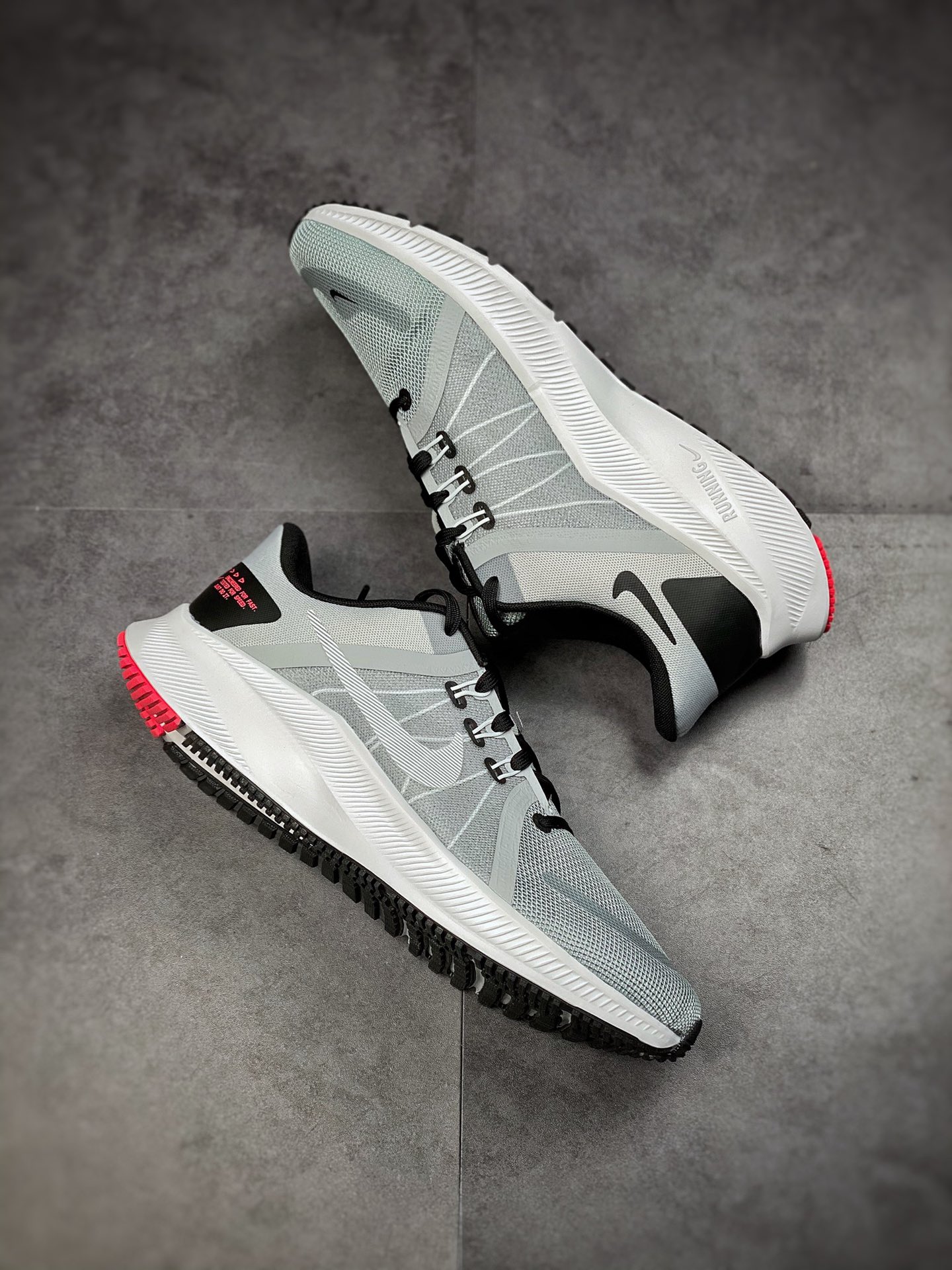 180  Nike Air Zoom Winflo 4 灰白 DA1105-007