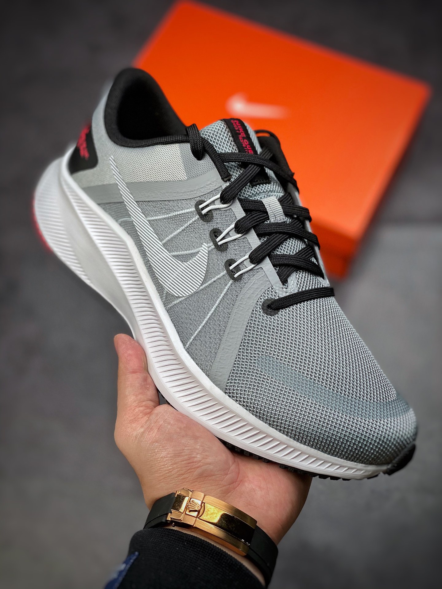 180  Nike Air Zoom Winflo 4 灰白 DA1105-007