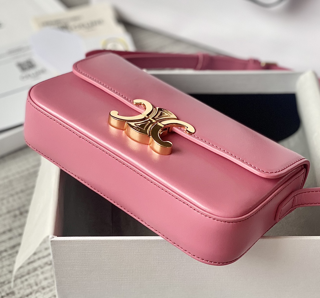 CELINE赛琳凯旋门全皮系列小牛皮肩背包194143