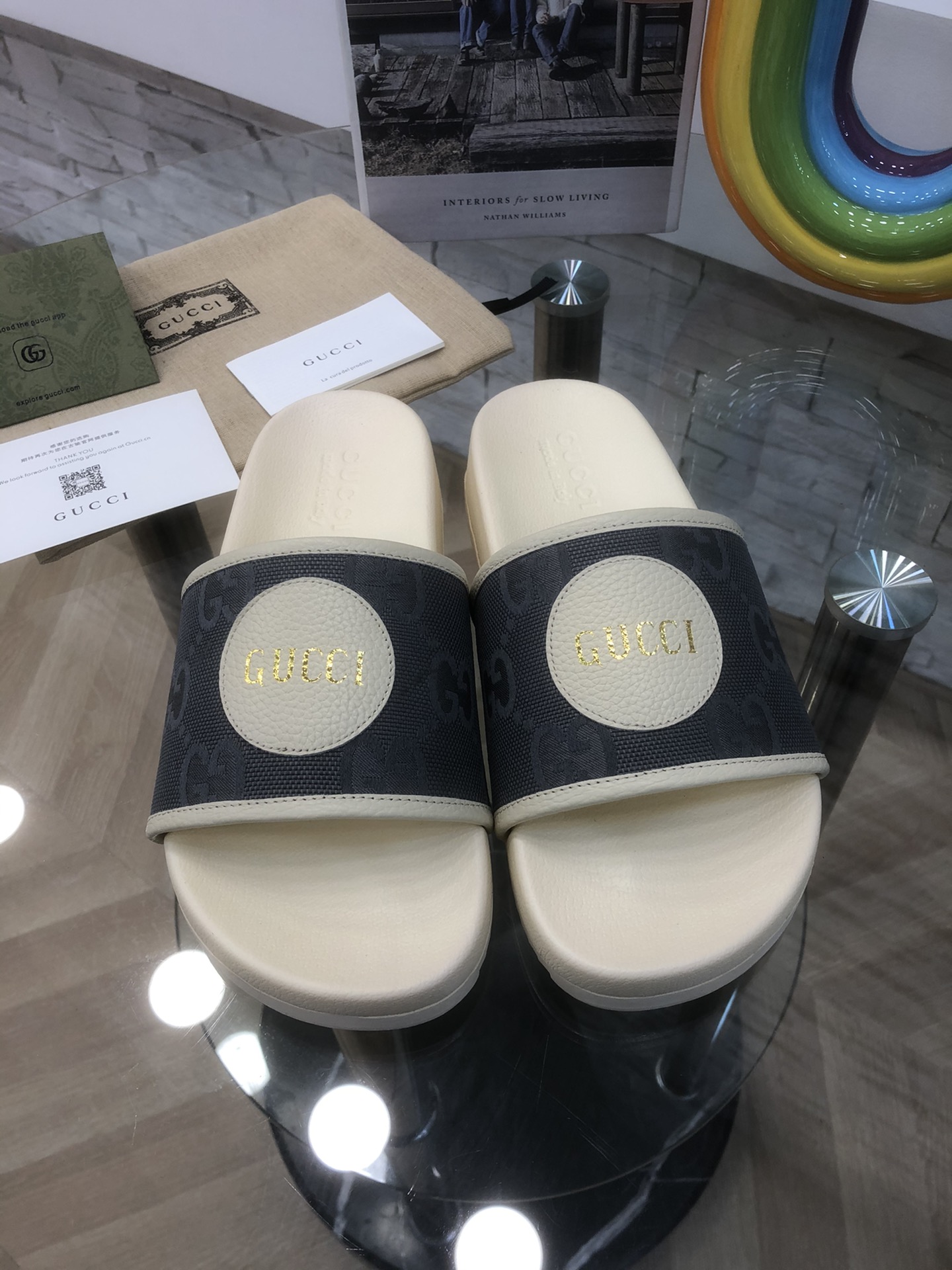 P Gucci Gucci 22SS Pantuflas casuales con logo para hombre y mujer Pantuflas Gucci Off The Grid, est