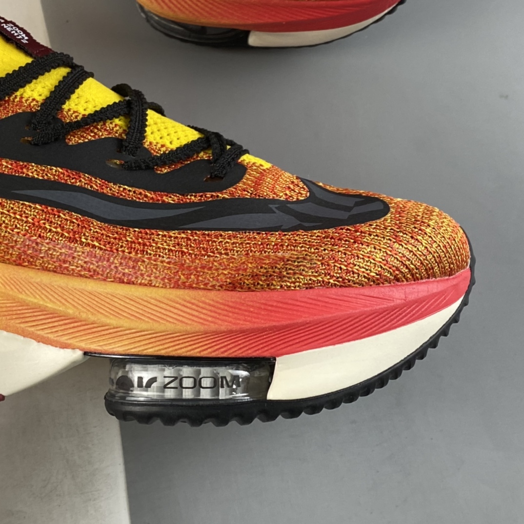 P240  Nike AIR ZOOM TEMPO NEHT% 马拉松气垫轻量超跑竞速运动慢跑鞋 DO2407-728