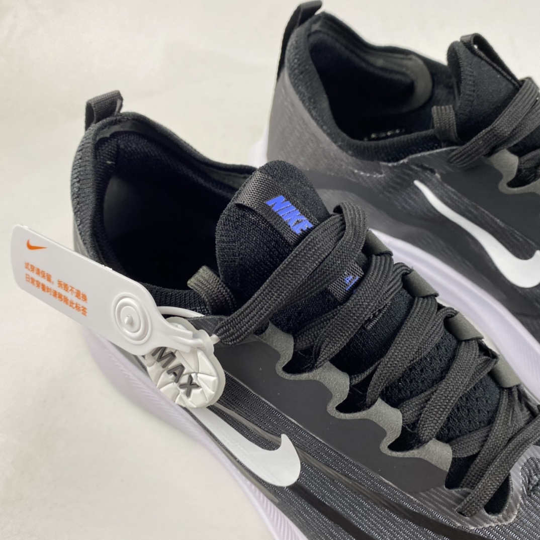 P260  Nike Zoom Fly 4 耐克男子超弹碳板跑步鞋 CT2392-001 44.5 45