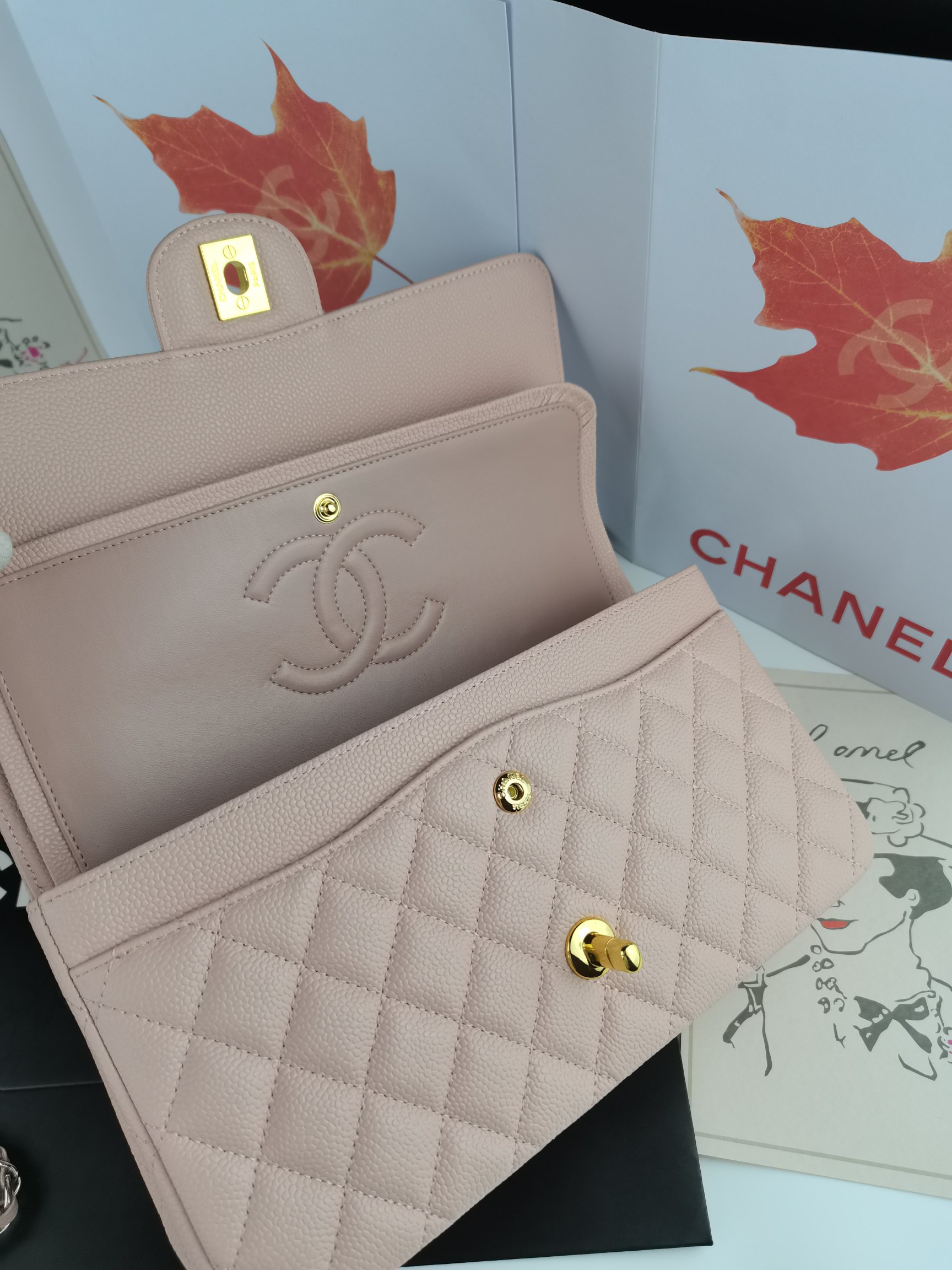 顶级货_厂跑量价高端定制品Chane1ClassicBag01112演绎了Chane1的经典高雅简约精美