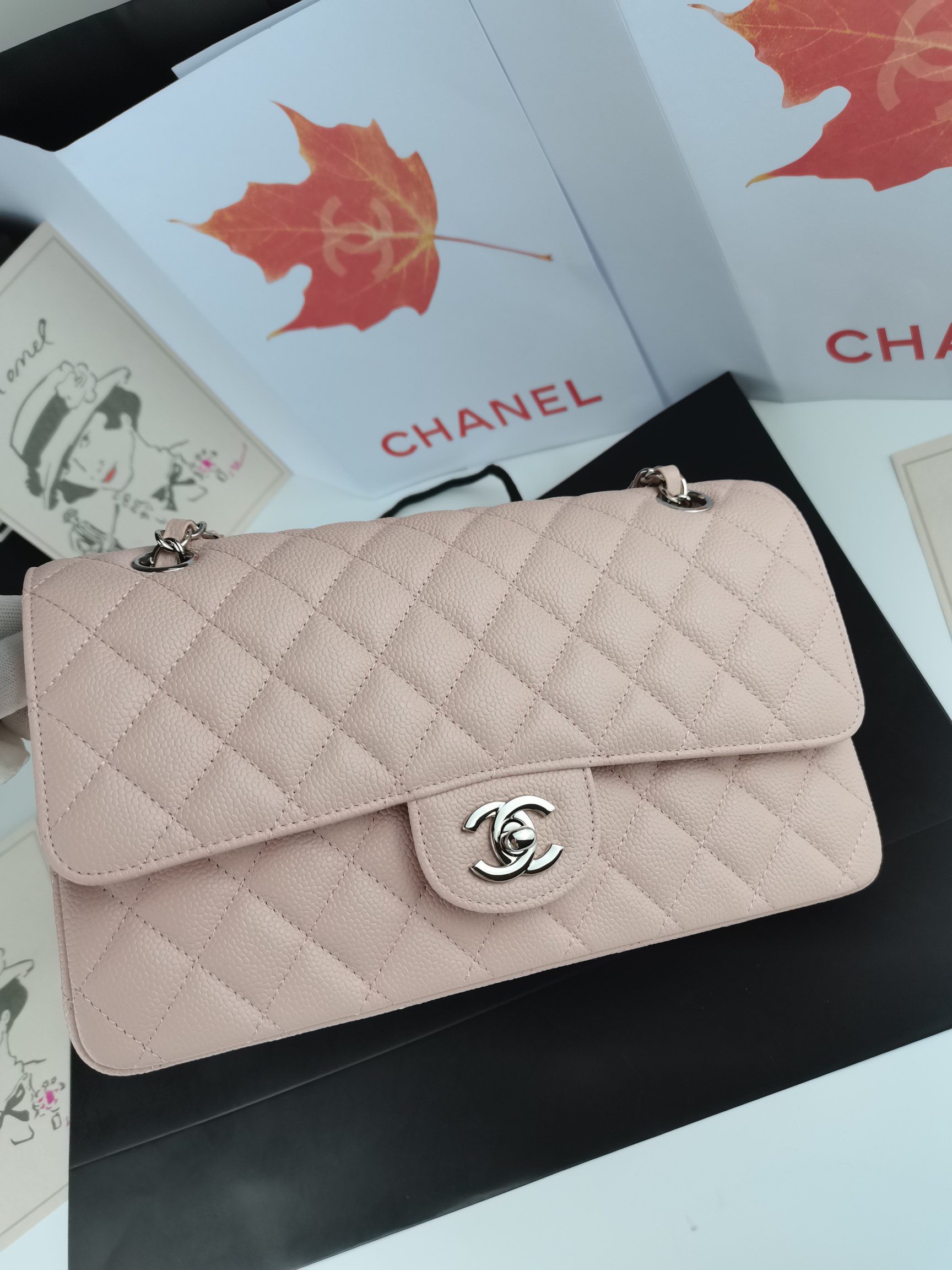 顶级货_厂跑量价高端定制品Chane1ClassicBag01112演绎了Chane1的经典高雅简约精美