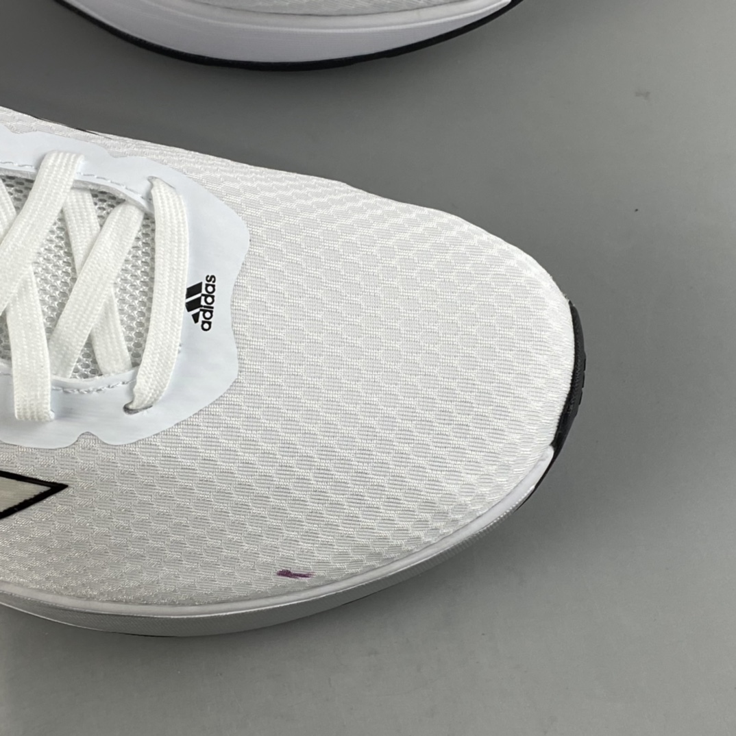 P180  Adidas Speedmotion 阿迪新款夏日轻盈缓震运动跑步鞋 GX0579