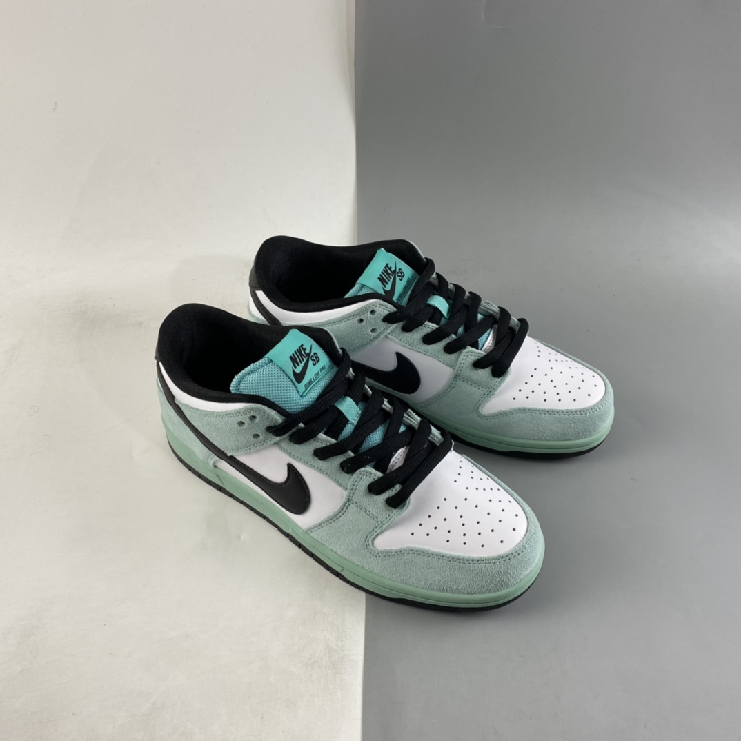 P260  Nike Dunk SB Low IW 冰蓝 扣篮系列低帮休闲运动滑板鞋 819674-301