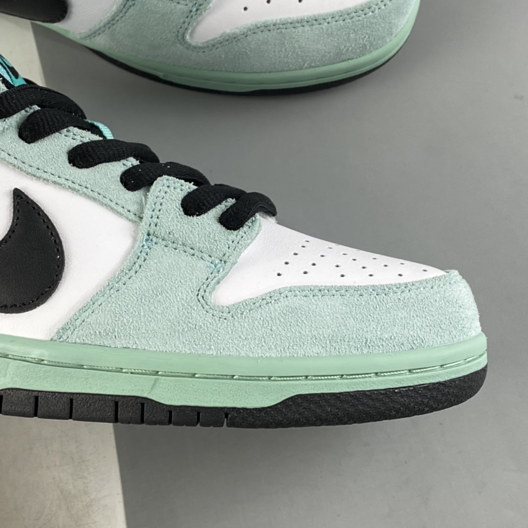 P260  Nike Dunk SB Low IW 冰蓝 扣篮系列低帮休闲运动滑板鞋 819674-301