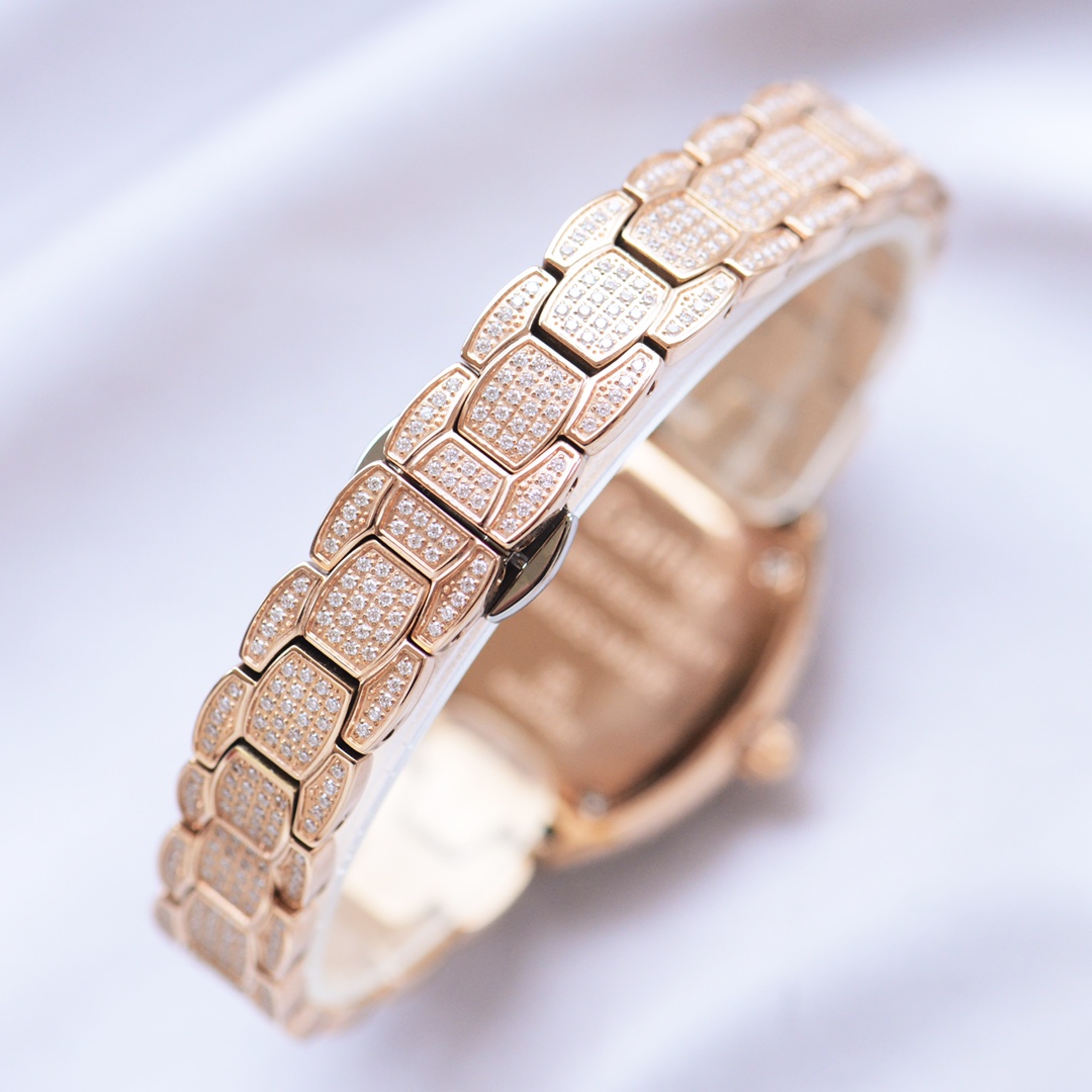 满天星🌸卡地亚-Cartier Mini lady 酒桶型,采用原装进口瑞士石英机芯