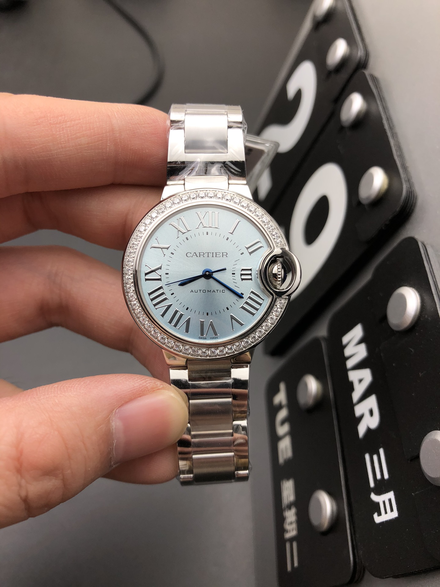 Cartier 076冰蓝气球
