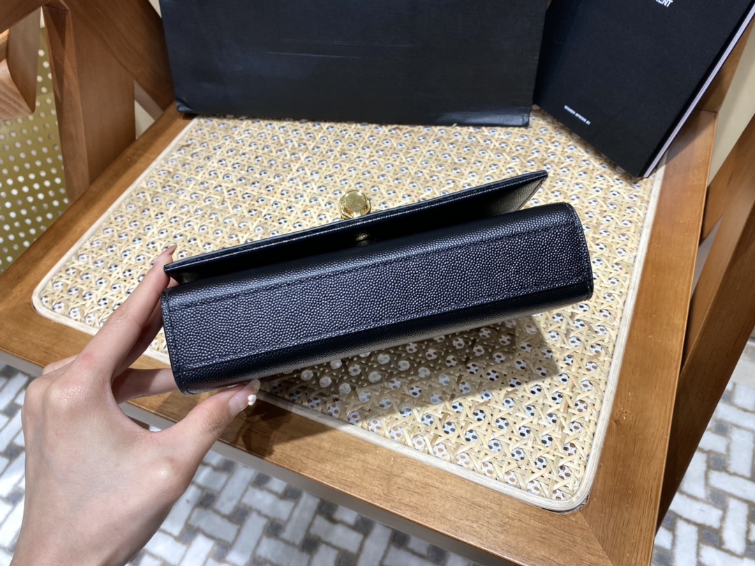 YSL 𝐊𝐚𝐭𝐞 20𝐜𝐦 鱼子酱流苏链条包 474366黑色/金扣