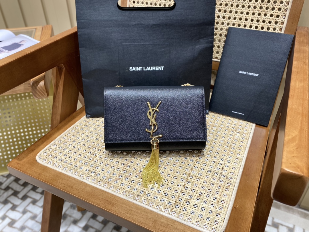 YSL 𝐊𝐚𝐭𝐞 20𝐜𝐦 鱼子酱流苏链条包 474366黑色/金扣