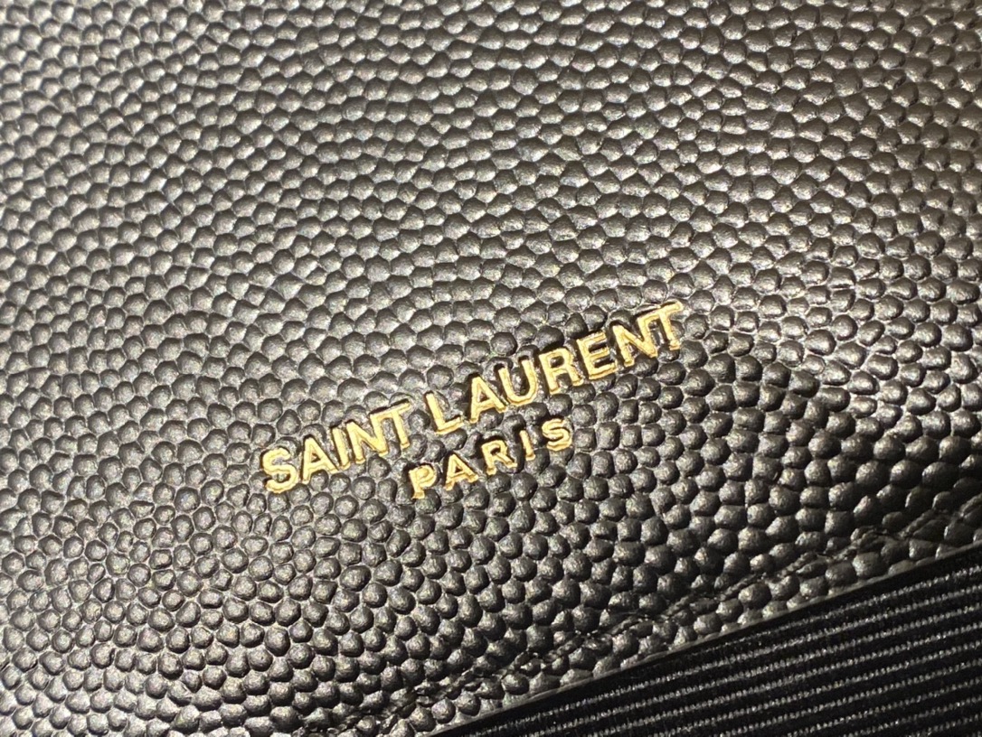 YSL 𝐊𝐚𝐭𝐞 20𝐜𝐦 鱼子酱流苏链条包 474366黑色/金扣