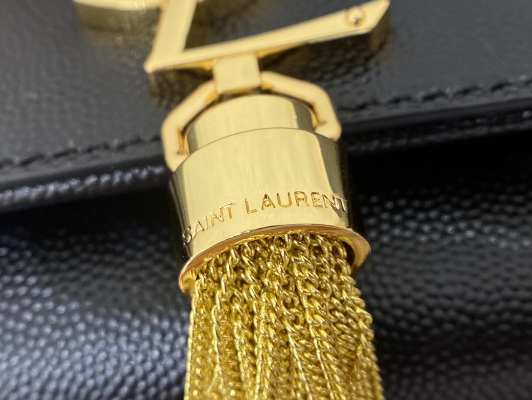 YSL 𝐊𝐚𝐭𝐞 20𝐜𝐦 鱼子酱流苏链条包 474366黑色/金扣