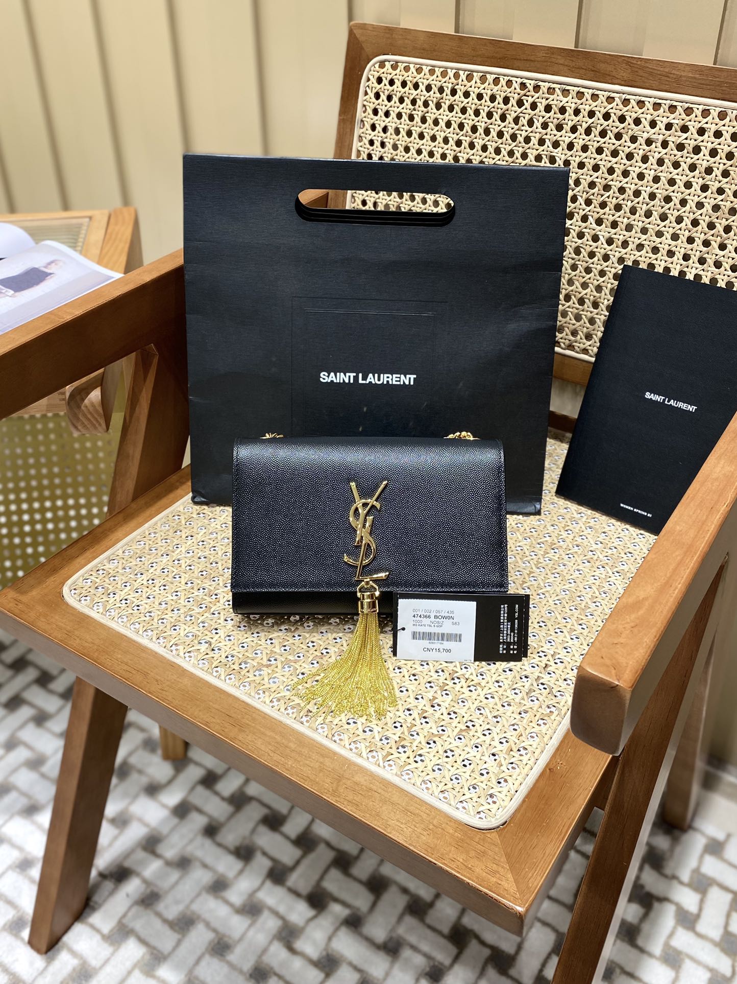 YSL 𝐊𝐚𝐭𝐞 20𝐜𝐦 鱼子酱流苏链条包 474366黑色/金扣