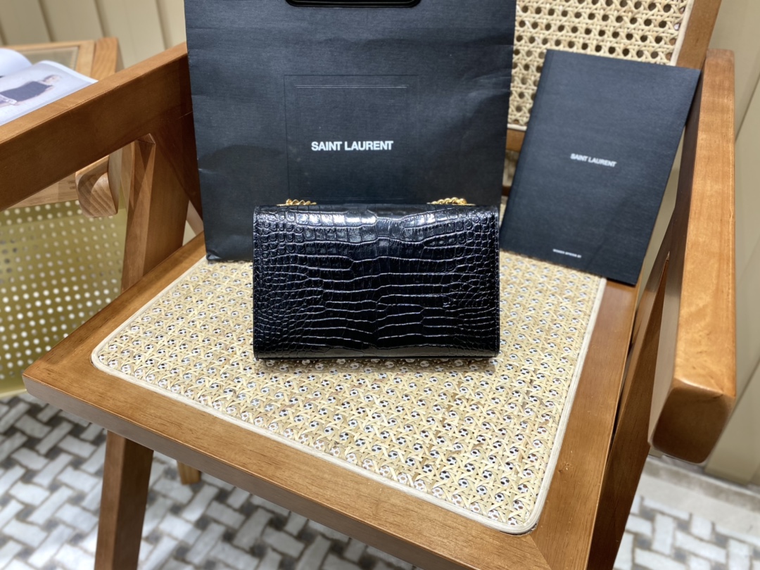 YSL 𝐊𝐚𝐭𝐞 20𝐜𝐦 鳄鱼纹流苏链条包 474366黑色/金扣