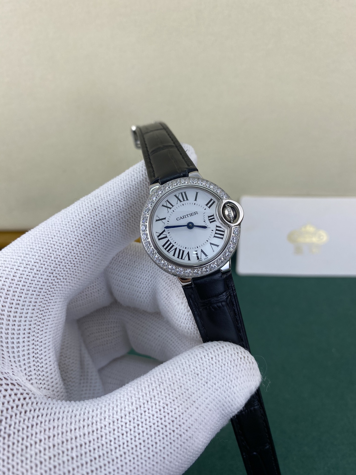 Cartier 皇家 卡地亚蓝气球系列28mm镶钻女表