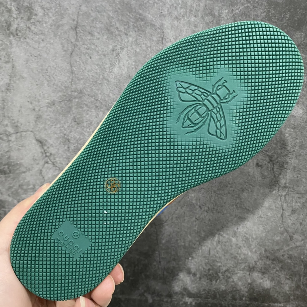 图片[9]-顶级代购版 Gucci做旧小脏鞋 ZP开发 原版开模 金属双G水晶圆柱形标 Gucci原版纹织带 真正水洗布标 鞋面擦色牛皮拼接经典双G布面料，皮面切口全油边封口工艺，原版毛巾布里细腻柔软更舒适透气，垫脚乳胶注塑一体，私模钢印，双色原版TPU大底(下层宽，上层窄) 配进口原版四边封干燥剂、原版18股鞋带，绿色盒子，与专柜配套包装一致 尺码：女34-40 男38-45-选品中心