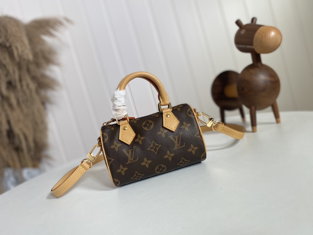 Louis Vuitton LV Speedy Luxury
 Bags Handbags Monogram Canvas Cowhide M81085