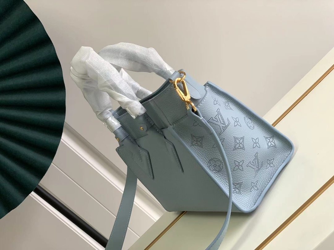 LV M59432 ON MY SIDE PM TOTE BAG
