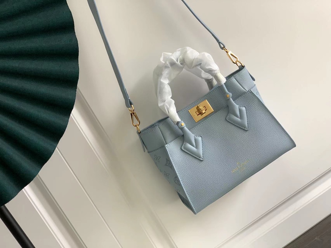 LV M59432 ON MY SIDE PM TOTE BAG