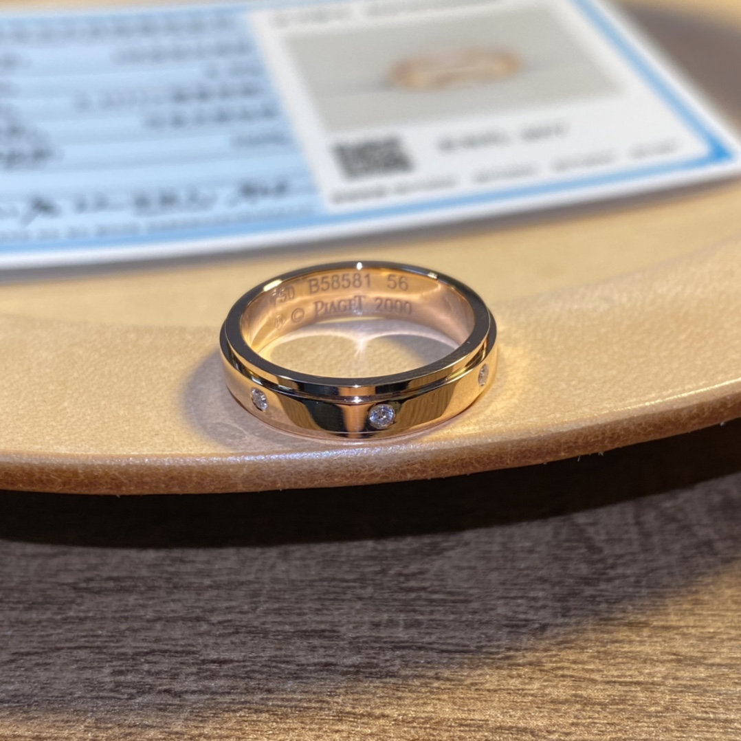 Gold-plated custom with diamond setting
