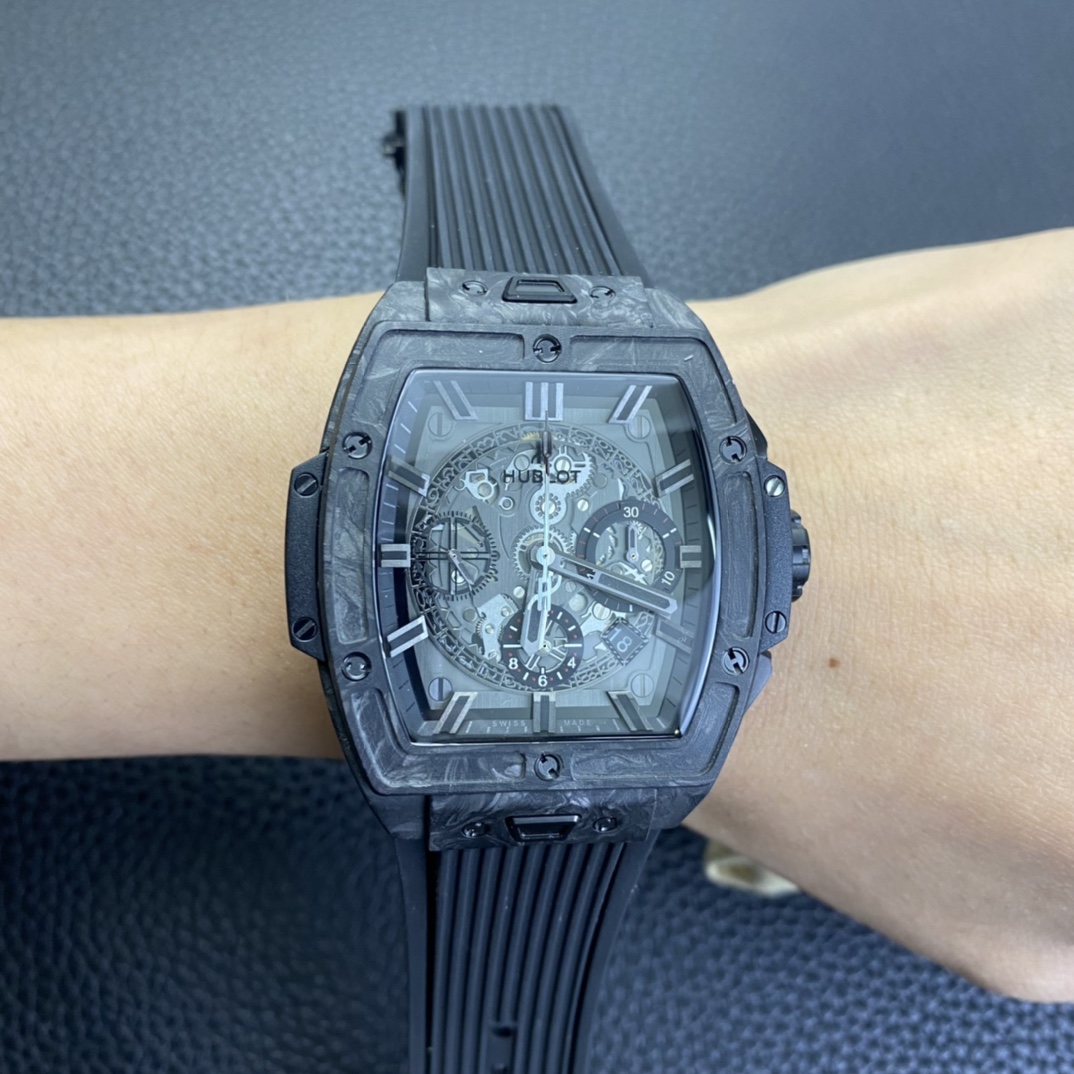 [HUBLOT Watches]Made of special carbon fiber material with red micro-glass Hub