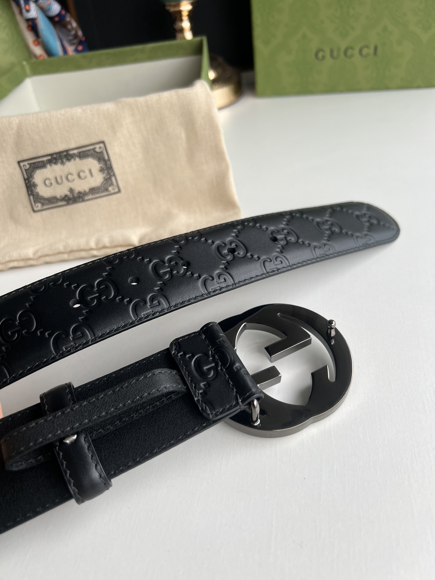 Gucci/古驰男款互扣式双G金属扣腰带