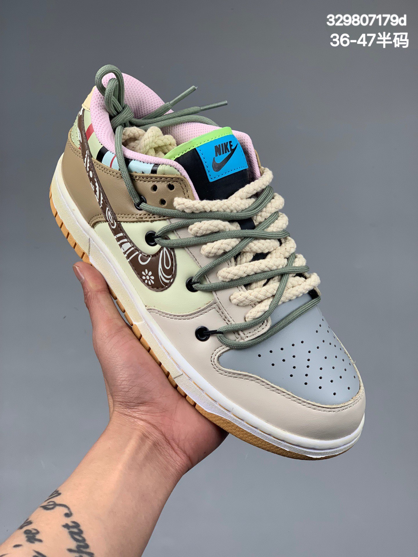 本地
Nike Dunk Low 腰果花主题定制 耐磨防滑 低帮休闲板鞋 男女款 
原厂原档案开发，原盒原标，原厂头层皮料，官方厚鞋舌设计，做工细节全方位比对原鞋。
货号：DH0952-001
尺码：36 36.5 37.5 38 38.5 39 40 40.5 41 42 42.5 43 44 44.5 45 46 47.5
编码：329807179d