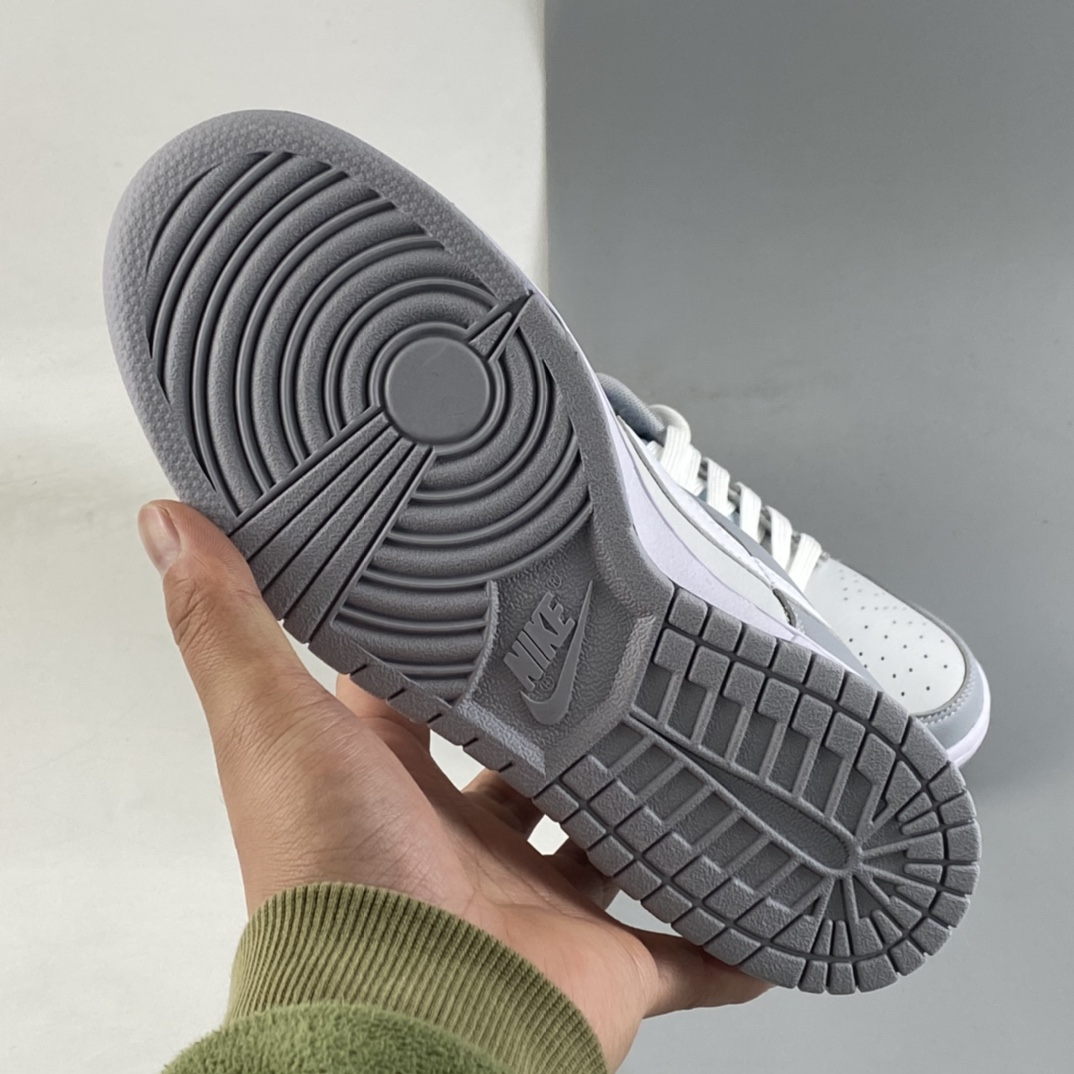 P300 Nk WMNS SB Dunk Low”White/Black”扣篮系列低帮休闲运动滑板板鞋“皮革白灰” DJ6188-001-莆田鞋,莆田鞋货源,高仿鞋,高仿鞋货源,安福档口,莆田高仿鞋,莆田鞋批发,高仿鞋批发,莆田高仿运动鞋,高仿运动鞋,莆田运动鞋 P300 Nk WMNS SB Dunk Low”White/Black”扣篮系列低帮休闲运动滑板板鞋“皮革白灰” DJ6188-001