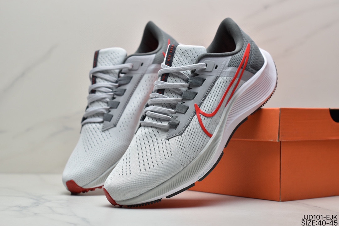 130 耐克Zoom Pegasus 38 登月跑鞋耐克 Nike Zoom Pegasus 38 透气缓震疾速跑鞋