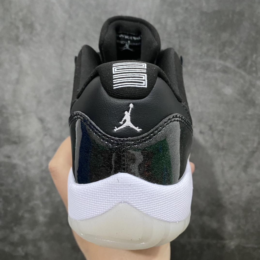 图片[4]-顶级版本AJ11伯爵 528895-010 全新出货 鞋底无氧化 原装真碳 漆皮效果同步原鞋 鞋型细节清洁度都很不错 中底钢印 鞋垫刷胶基本配置 最主要的是价格非常美丽 尺码：40-46-选品中心